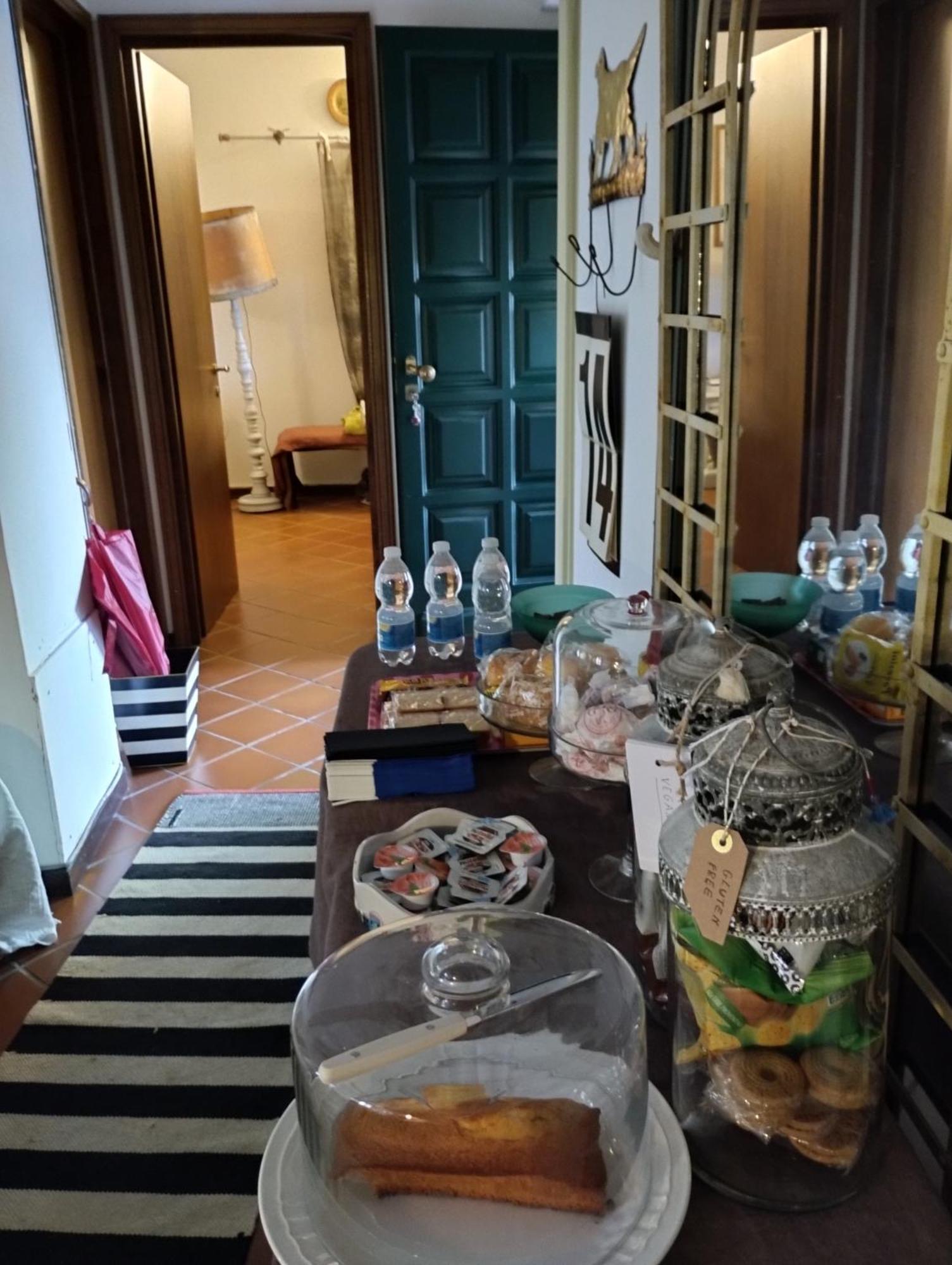 Il Cortiletto Bed & Breakfast Quartiano Екстериор снимка