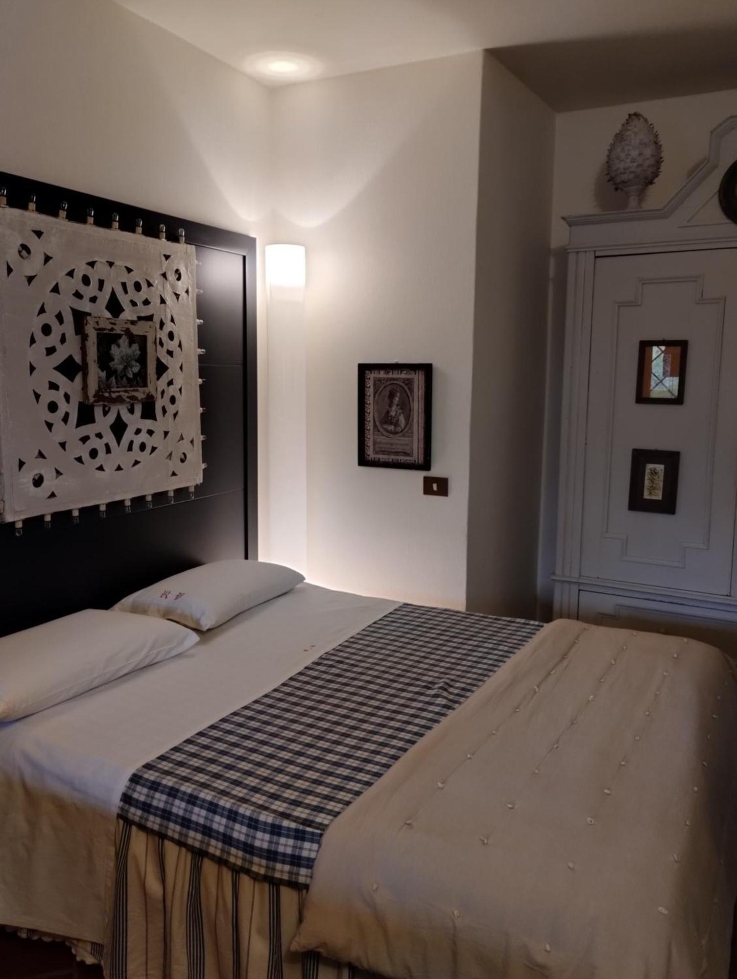 Il Cortiletto Bed & Breakfast Quartiano Екстериор снимка
